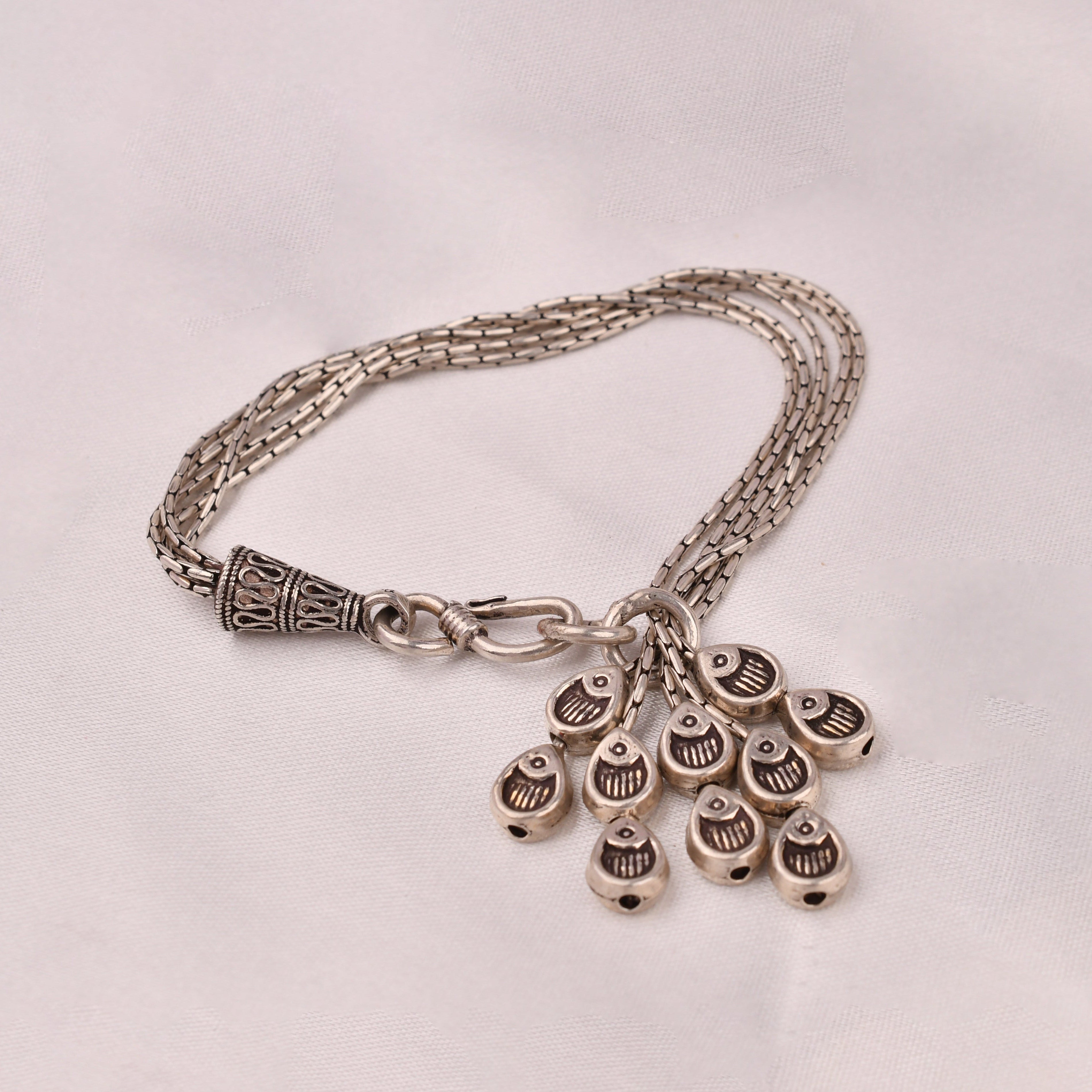 Aarini Tassel Bracelet