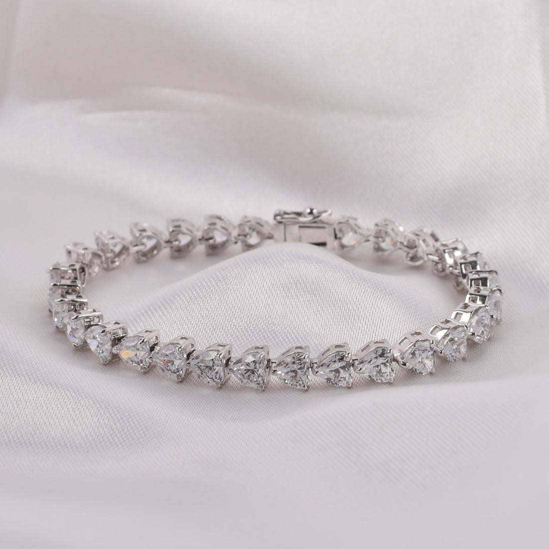 Heart Cut Swarovski Tennis Bracelet (White)