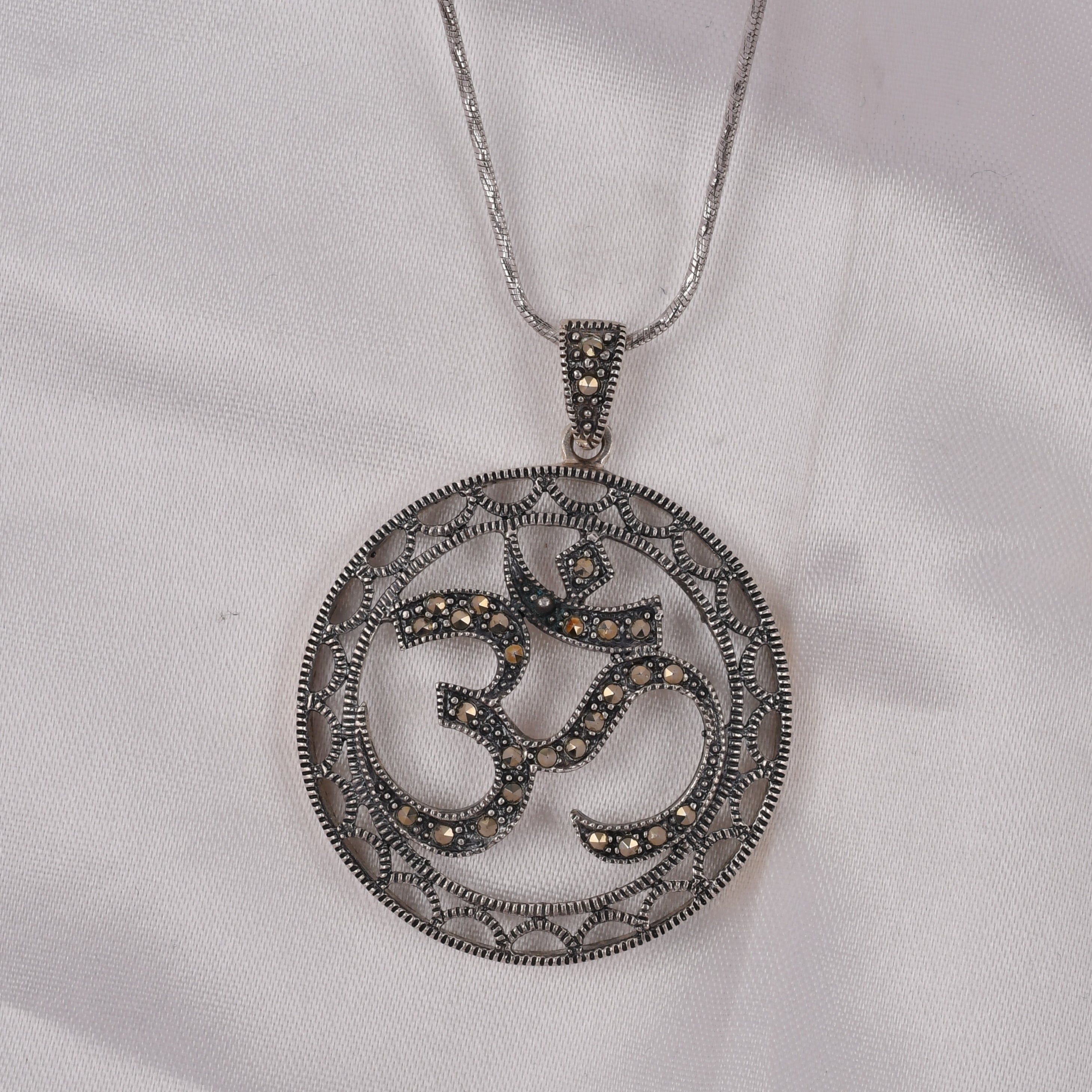 Om 925 Silver Pendant
