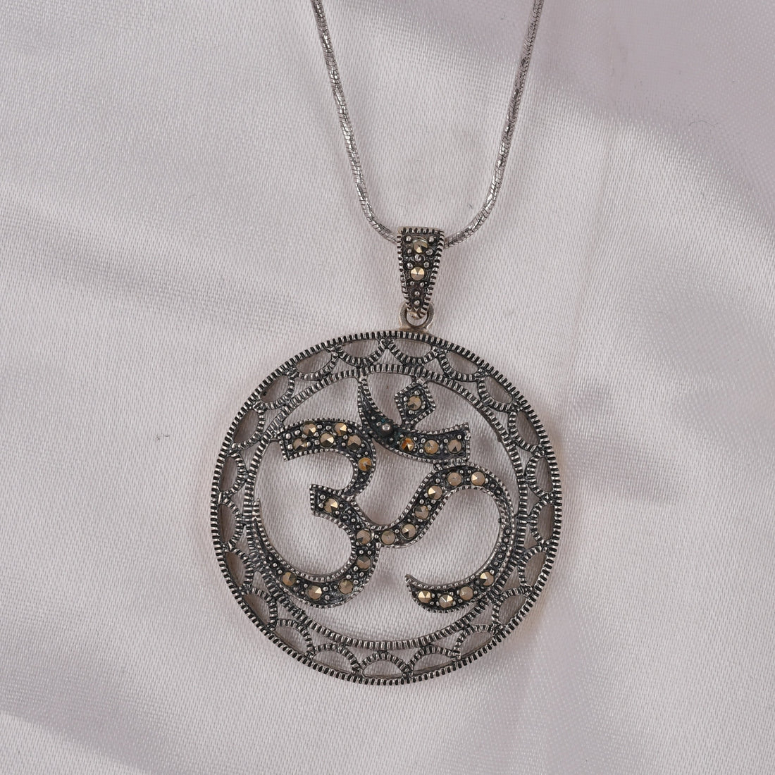 Om 925 Silver Pendant