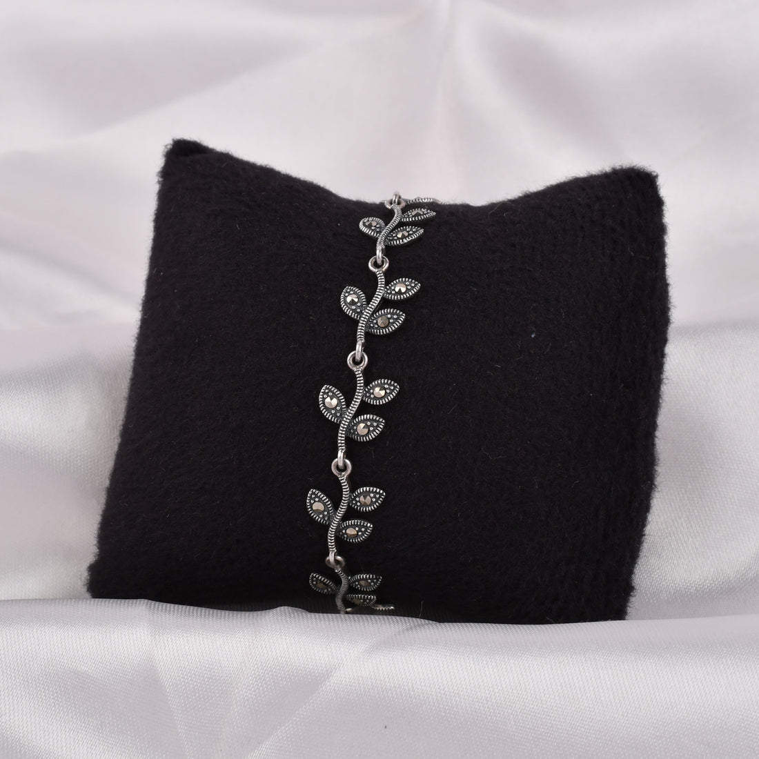 Marquise Leaf Link Silver Bracelet