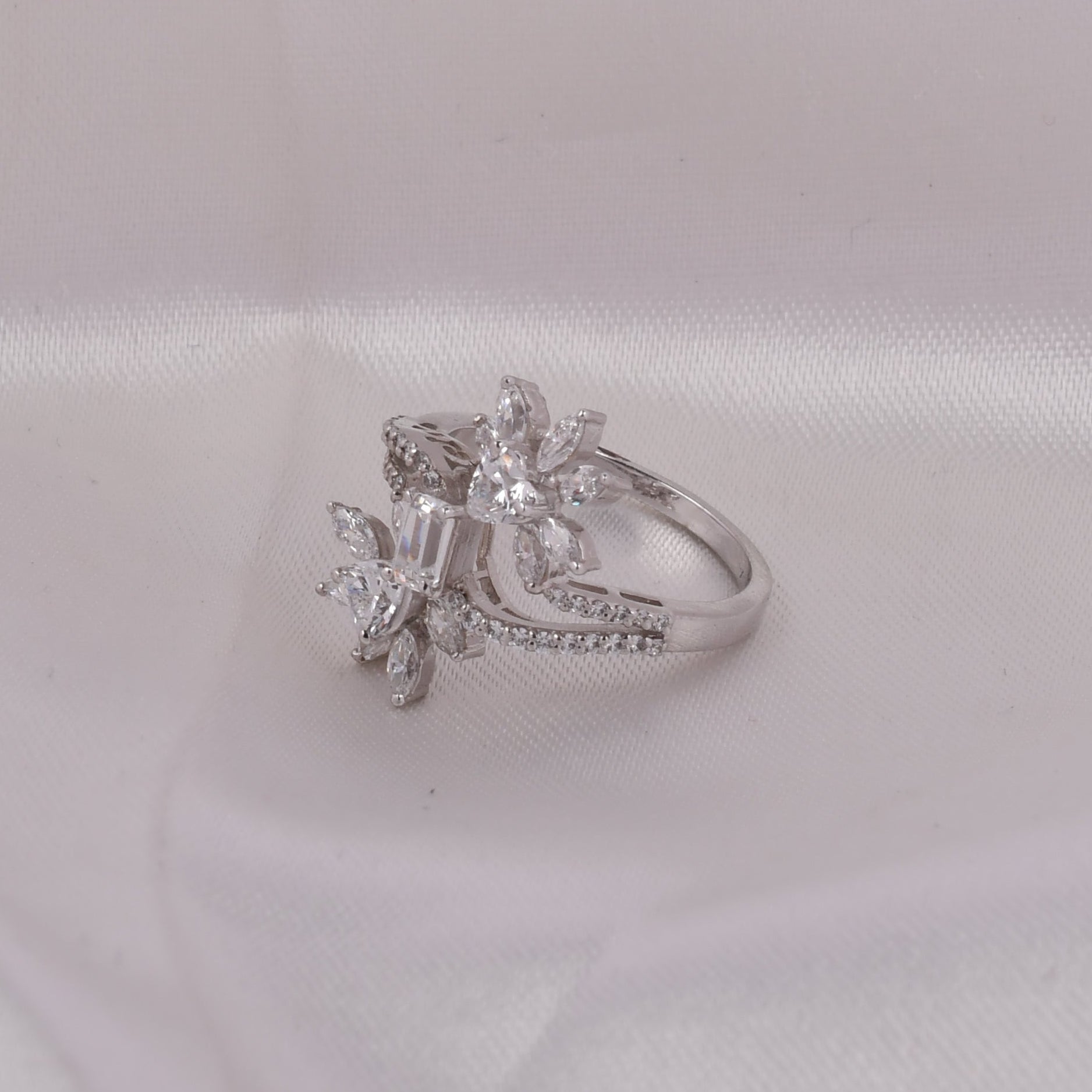 Swarovski Floral Vine Ring
