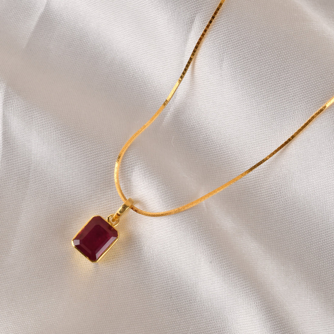 925 Silver Lab-Grown Ruby Classic Pendant