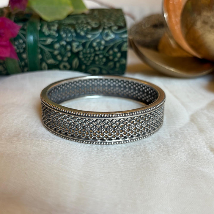 Cutwork 925 Silver Bangle
